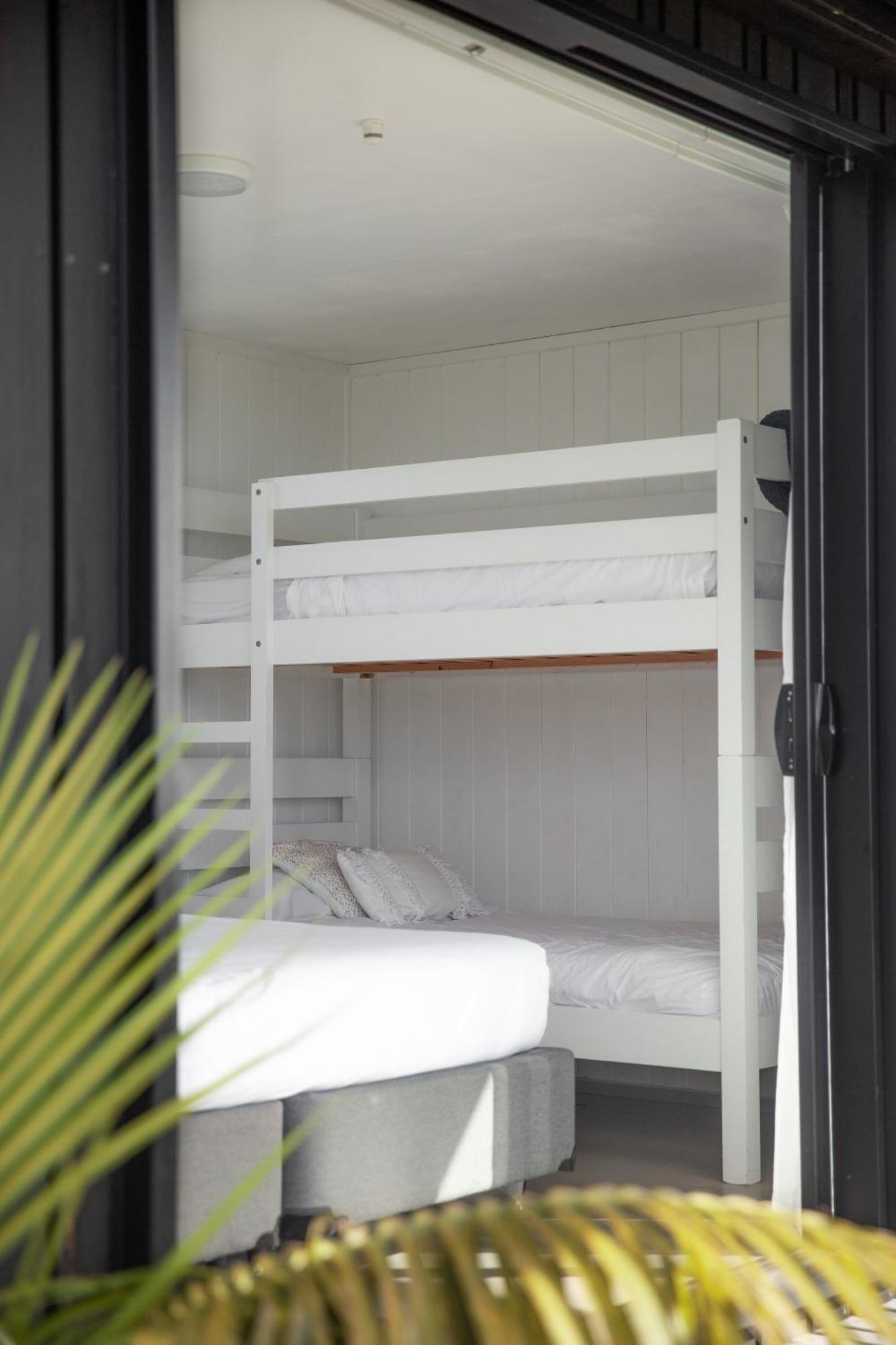Hotel Aotearoa Surf Eco Pods Te Arai Exteriér fotografie